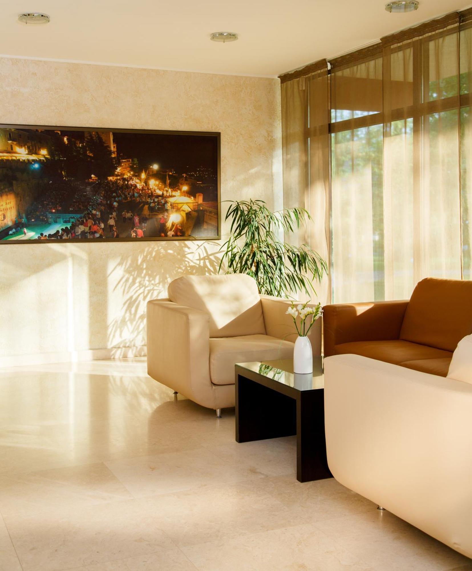 Pushcha Congress Hotel Kiev Extérieur photo