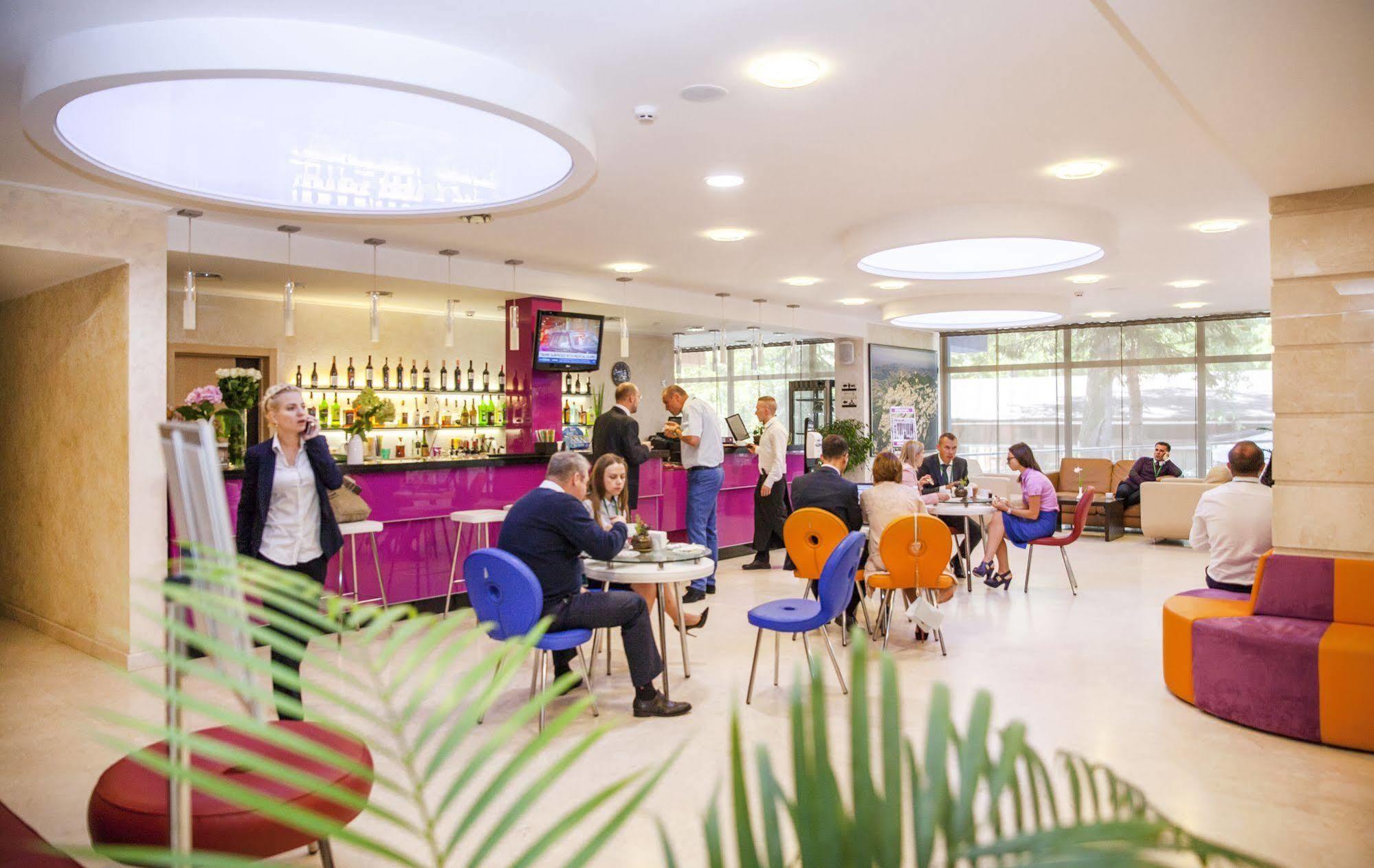 Pushcha Congress Hotel Kiev Extérieur photo