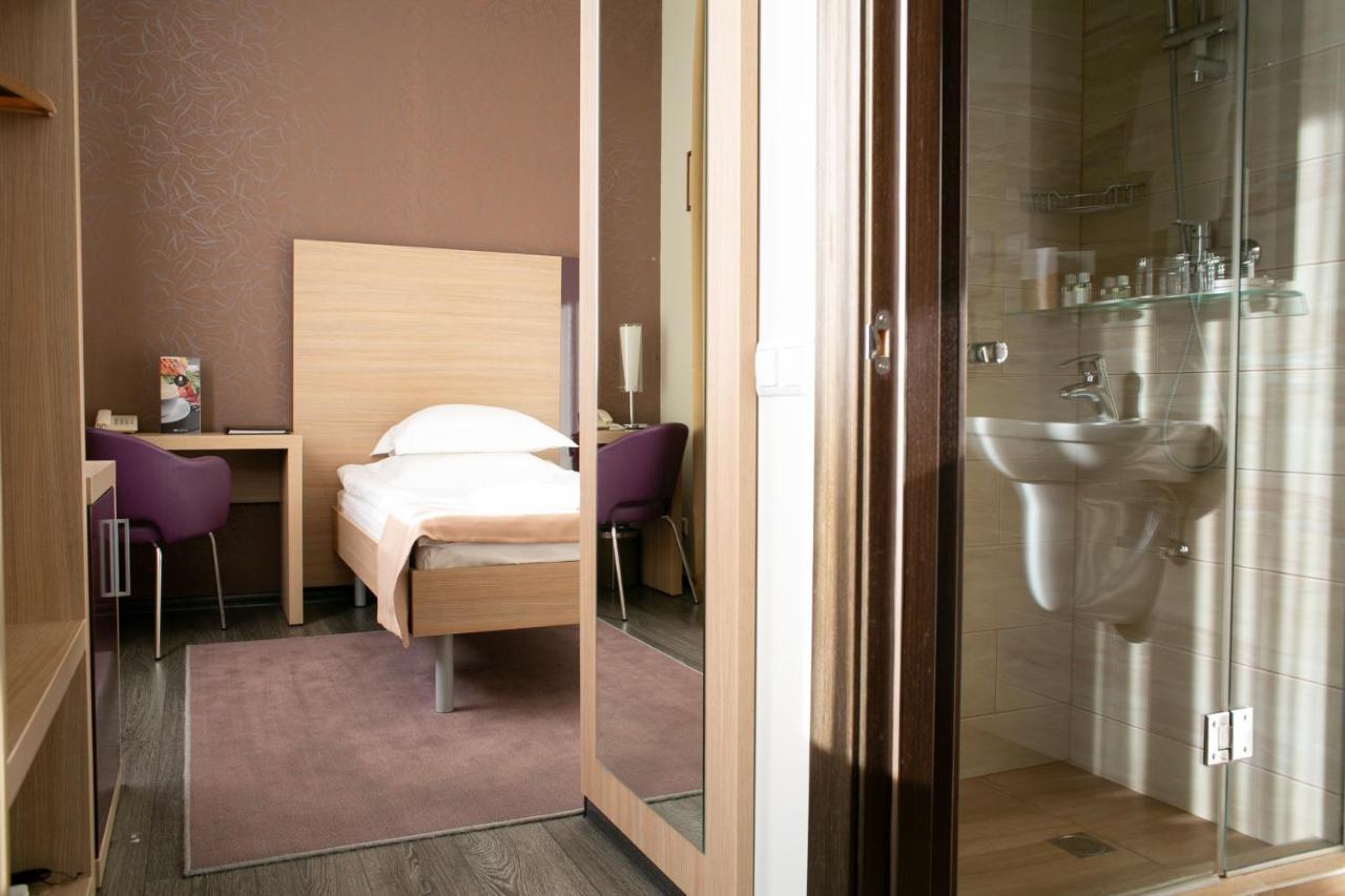 Pushcha Congress Hotel Kiev Extérieur photo